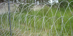 Спиральные барьеры безопасности (СББ) в Хабаровске